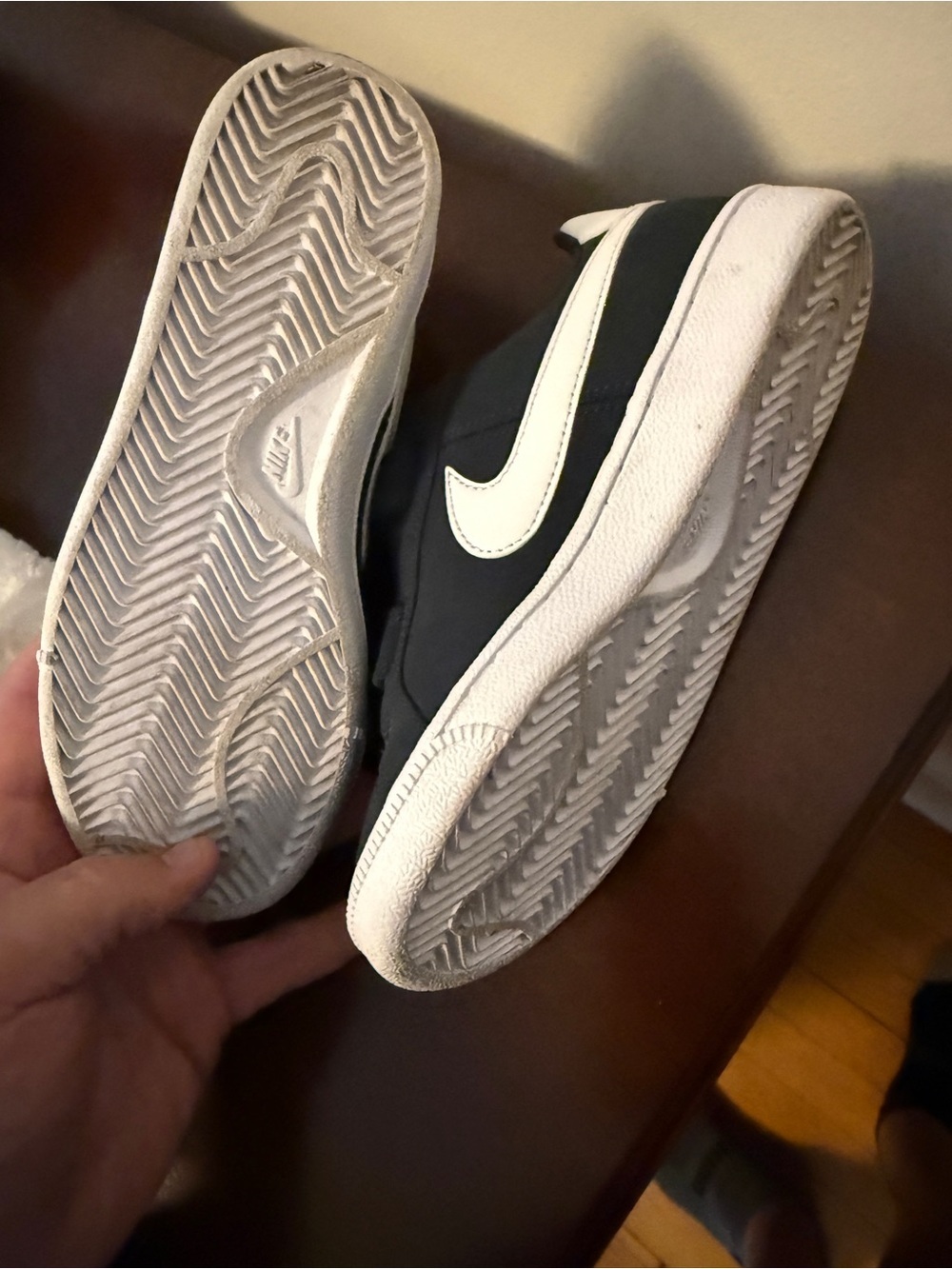 Nike Kids Navy and White Court Royale Sneakers Size 2.5 - Picture 4 of 5